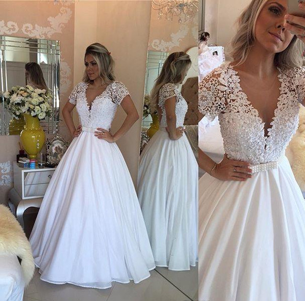 White Saudi Arabic Wedding Dresses Vintage V-neck Short Sleeves Lace Pearls Sheer Bodice A-line Bridal Ball Gown with Belt