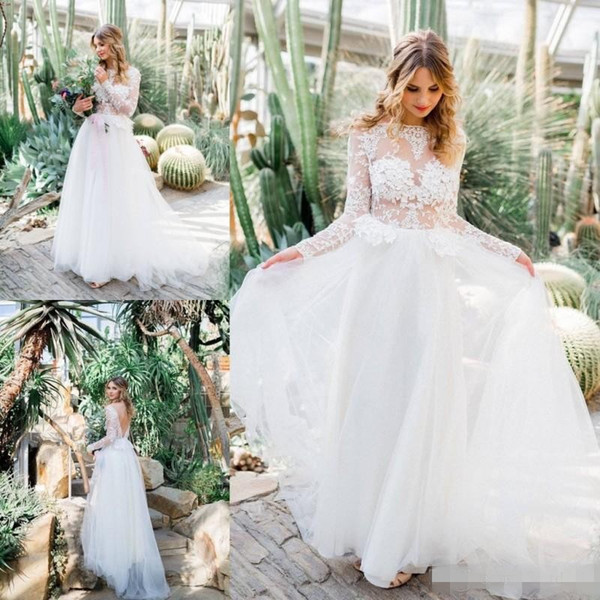 Simple Bohemian Beach Wedding Dresses Long Sleeve Backless Lace Appliqued Sweep Train Bridal Gowns vestido de novia