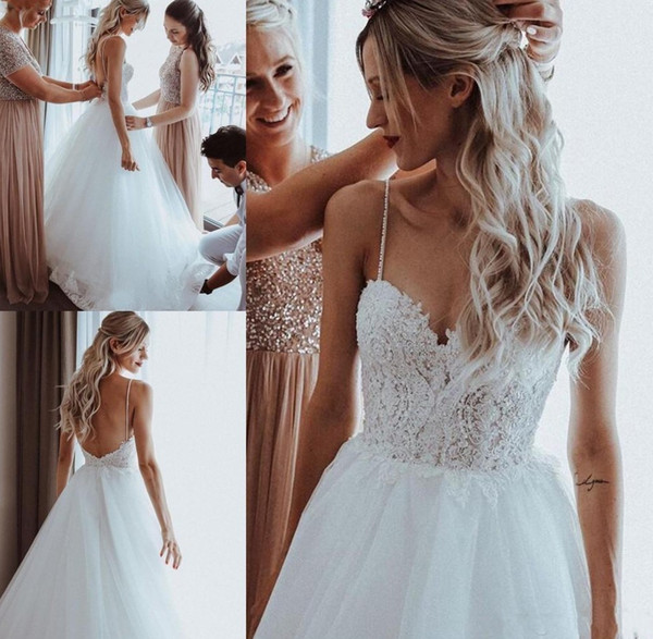 Sexy Lace Country Style Wedding Dresses Spaghetti Strap V Neck Sleeveless Sweep Train A Line Backless Beach Bridal Gown robe de mariée