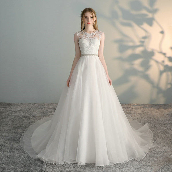 Scoop Neck Tulle Wedding Dresses with Lace Appliques Illusion Bodice Wedding Gowns Sweep Train Bridal Gowns