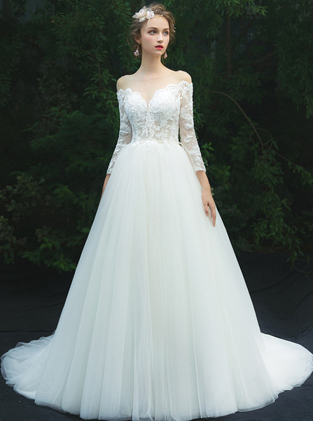 Sheer Scoop Neck Tulle Wedding Dresses with Lace Appliques 3/4 Long Sleeves Bridal Gowns