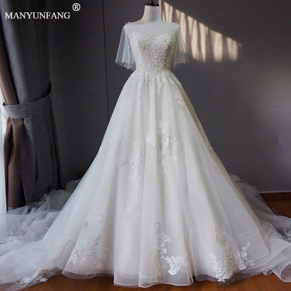 New Design Wedding Dresses Half Sleeve Beads Vintage A Line Modern Bohemian Wedding Bridal Gowns Cathedral Train Robe De Mariage