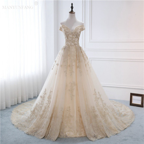 Sweetheart Neckline Lace Appliques Sexy A-Line Bridal Wedding Gowns Capped Sleeves Cathedral Train Beading Hot Sale Wedding Dresses