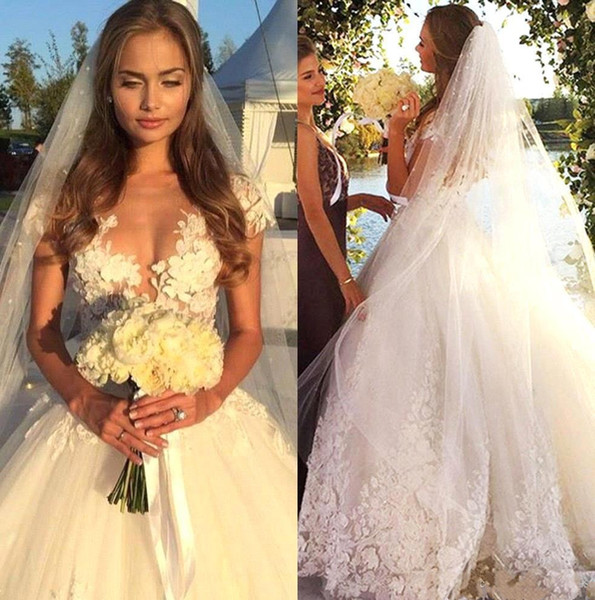 White lace appliques Wedding Dresses short Sleeves Wedding gowns Tulle ball gown simple Bridal Gowns