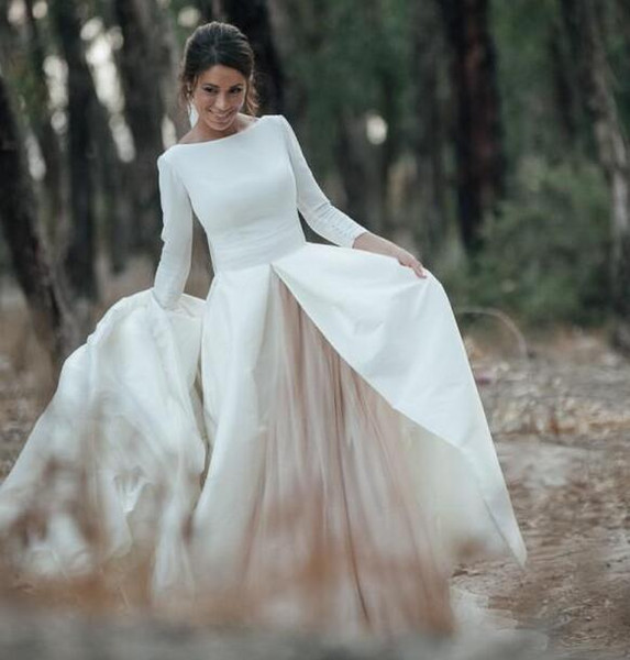 Country Wedding Dress long Sleeves Bateau Neck A Line Backless Champagne Tulle White Ivory Bridal Gowns with Long Train