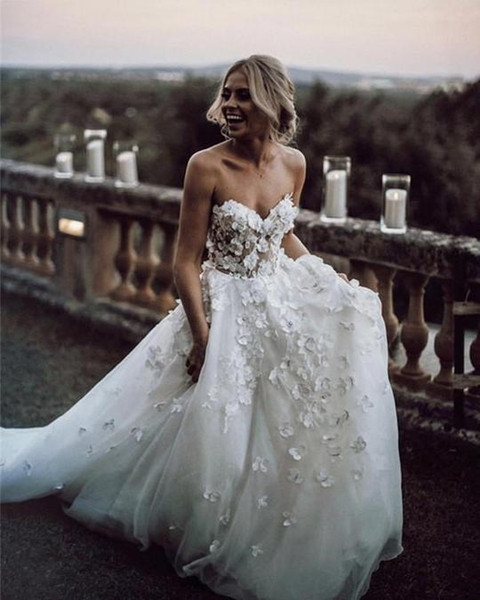 Rustic A Line Sweetheart Tulle Wedding Dresses With 3D Flora Appliques Sweep Train Country Style Bridal Gown Custom Made