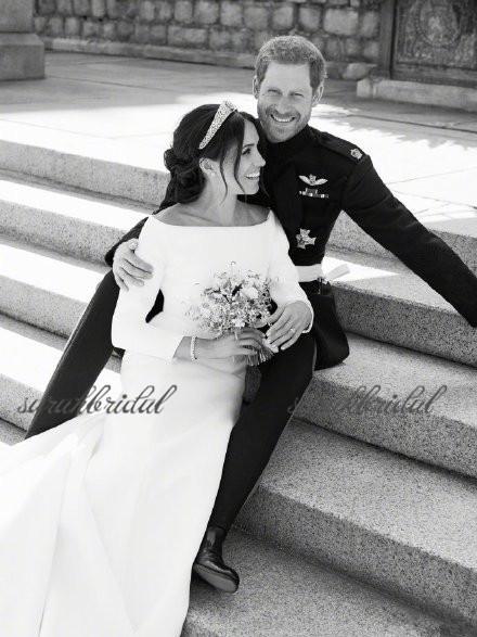 prince Harry&Meghan Markle British Royal Wedding party dresses with bateau neck Long Sleeve court train custom made vestido de novia