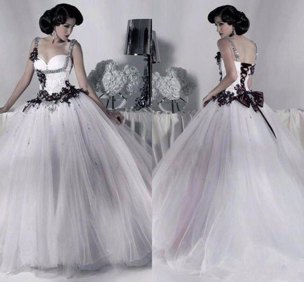 New Black White Gothic Wedding Dress Spaghetti Straps Puffy Tulle For Garden Chic Style Bridal Gown Custom Made Hot Sale