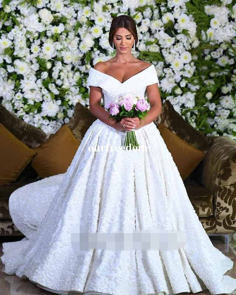 2022New Gorgeous Chapel Train Wedding Dresses Off The Shoulder Lace Appliques Detail Dubai Araby Style Church Princess Bridal Gown Custom