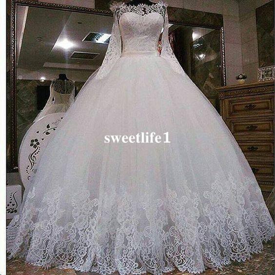 New Elegant Bateau Neck Wedding Dresses Long Sleeve Lace Appliques A Line Puffy Tulle Bridal Gown Custom Made For Church