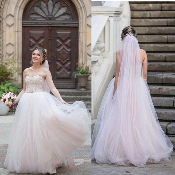 Vintage boho tulle wedding dresses with Pearls strapless lace up Bohemian Wedding Gowns floor train plus size gorgeous vestido de novia