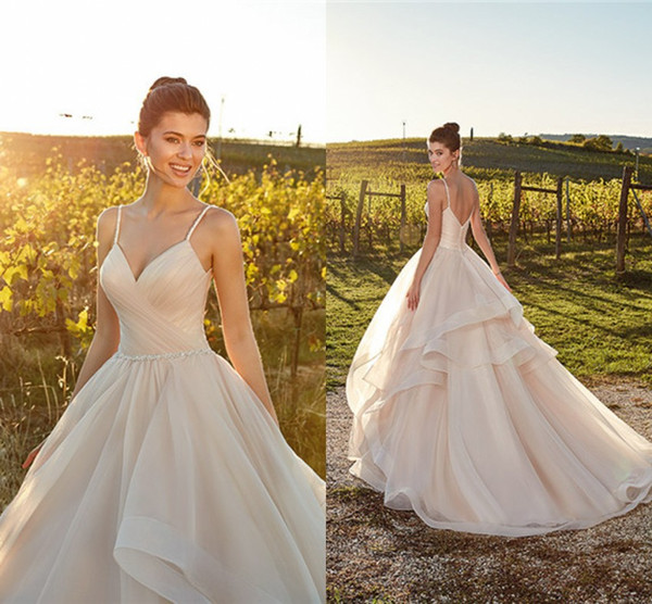 Beautiful Layer Ruffle Skirts Champagne Country Wedding Dresses A Line Spaghetti Straps With Beaded Sash Bridal Gowns Sexy Backless Vestidos