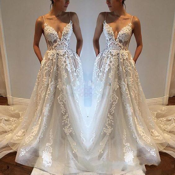 Lace Applique Sexy Country Wedding Dresses Modest Spaghetti Backless Elegant Beach Boho Vintage Bridal Gowns Cheap