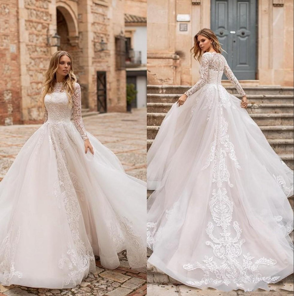 Modest Long Sleeves Lace A Line Wedding Dresses Tulle Lace Applique Court Train Wedding Bridal Gowns With Buttons robe de mariée