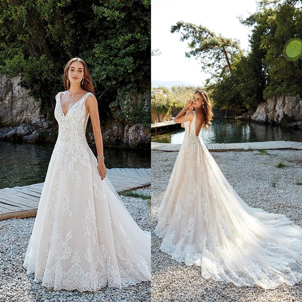 Modern Backless A Line Wedding Dresses New Sweep Train V Neck Appliqued Bridal Gowns Sexy Robe de soriee