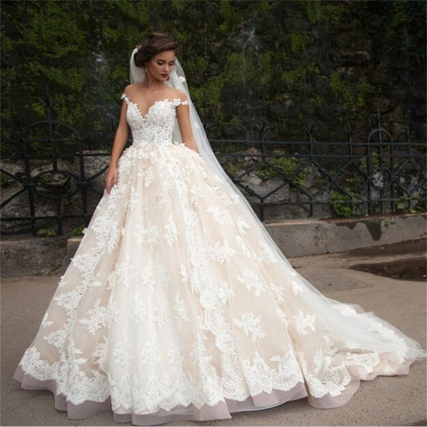 Glamourous Off The Shoulder Wedding Dresses Appliques Lace Tulle Ball Gowns Bridal Dresses Long Train Zipper Up HY4213