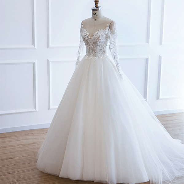 Appliques Tulle A Line Wedding Dresses Long Sleeves Wedding Gowns Sweep Train Bridal Gown Lace Up