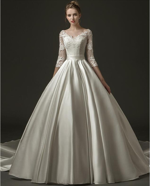 Vintage Satin A Line Wedding Dresses with Court Train Lace Appliques Wedding Gowns Open Back