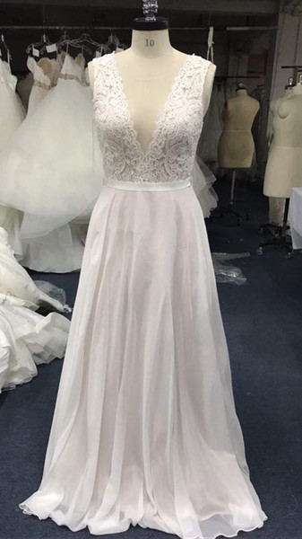 Capped V Neck Chiffon Beach Wedding Dresses With Lace Appliques White Ivory Wedding Gowns Floor Length