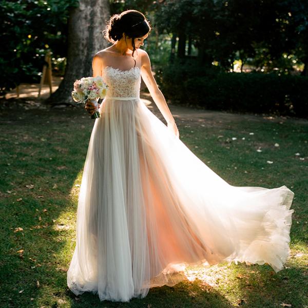 Scoop Neck Tulle Beach Wedding Dresses with Lace Appliques New Boho Wedding Gowns Floor Length