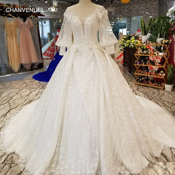 2022Latest Lebanon Elegant Wedding Dresses Long Tulle Sleeve Illusion Deep V Neck Open Keyhole Back 3D Floral Applique Garden Bridal Gowns