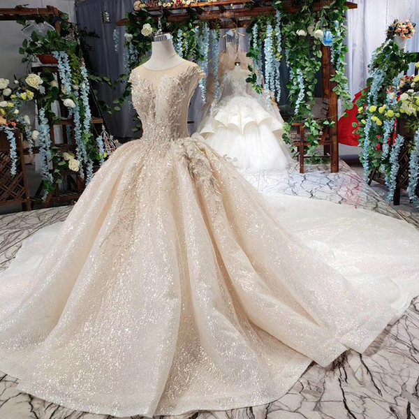 2022Summer Latest Wedding Dresses Illusion O Neck Sleeveless Tulle Covered Button Hand Made 3D Lace Applique Sequins Bridal Gowns Garden