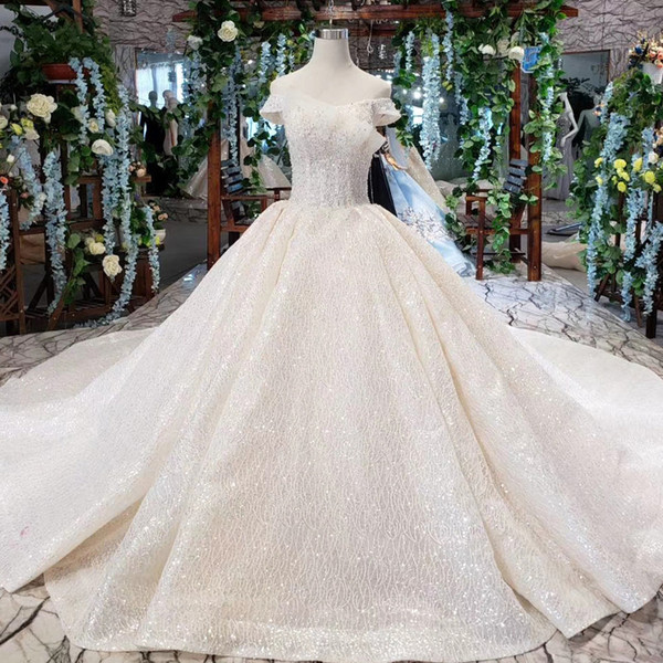 2022Latest Lebanon Wedding Dresses Short Sleeve Backless Lace Up Back Sweetheart Shell Neck Sequins Pattern Luxury Bridal Gowns Garden