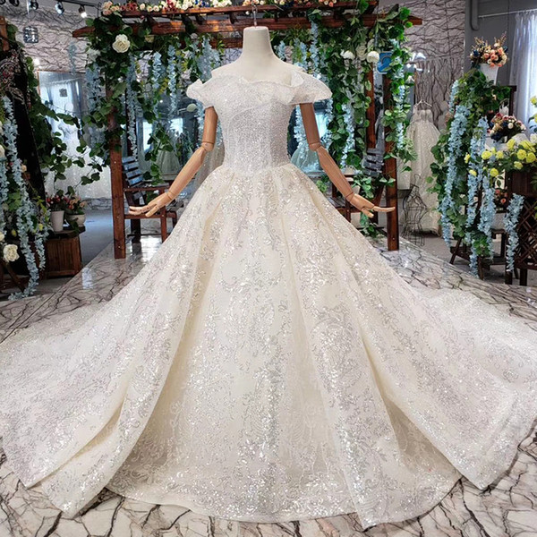 2022Latest Bohemian Wedding Dresses Princess Short Sleeve Backless Lace Up Back Shell Chest Bateau Sequins Crystal Bridal Gowns Garden New