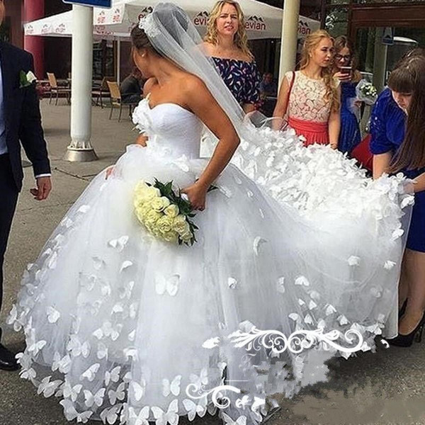 Elegant Sweetheart Ball Gown Wedding Dresses 3D Butterfly Princess Tulle Lace Long Length Bridal Gowns Custom Made Plus Size