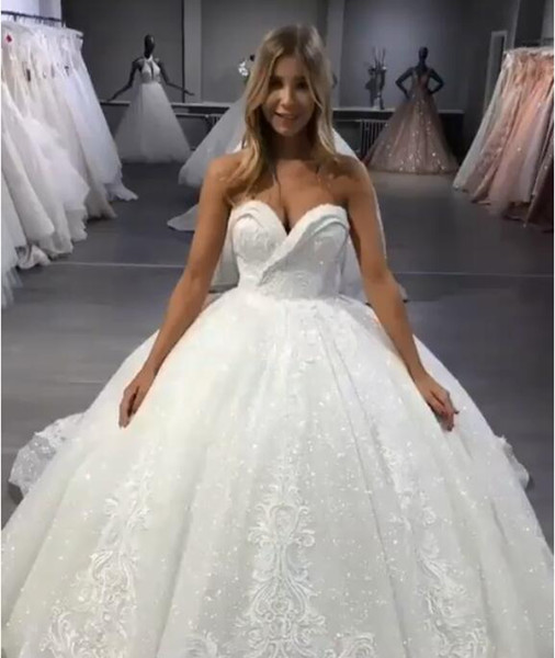 Dubai Arabic Ball Gown Wedding Dresses Luxurious Beads Sequins Appliques Lace Ruched Bride Wedding Gowns With Long Train BC3028