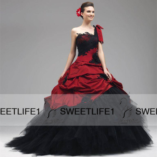 Black Red Ball Gown Gothic Wedding Dresses One Shoulder Strap Draped Skirt Bridal Gowns Garden Beach Ball Gown Dresses