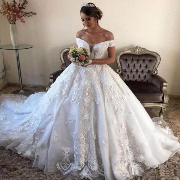 Excellent Off The Shoulder Wedding Dresses With Appliques Lace Plus Size Bridal Dress Sweep Train Lace Up Back Custom Made vestido de noiva