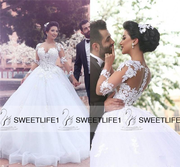 White Ball Gown Tulle Long Lace Sleeves Arabic Vintage Wedding Dresses with Sweetheart Neckline Appliques Sweep Train Bridal Gowns