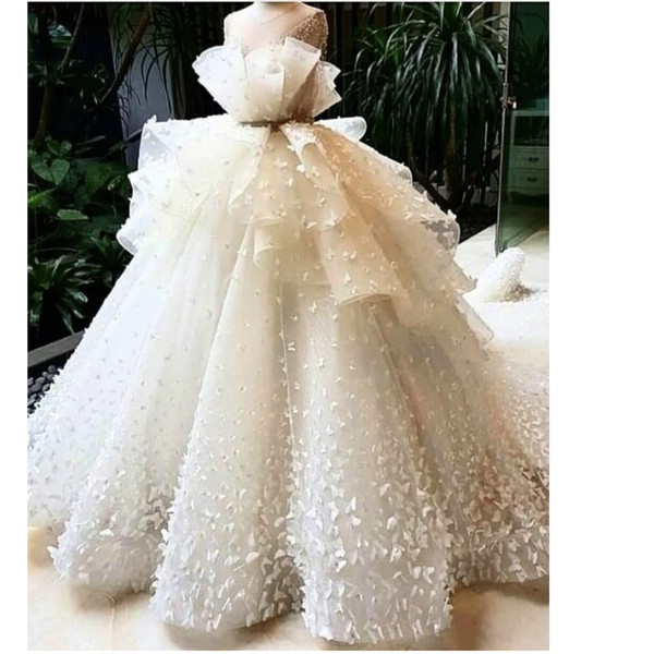 Ball Gown Wedding Dresses Sheer Crew Neckline Beading Sequins Ruffle Puffy Bridal Dresses Gowns Vestidos de Noiva