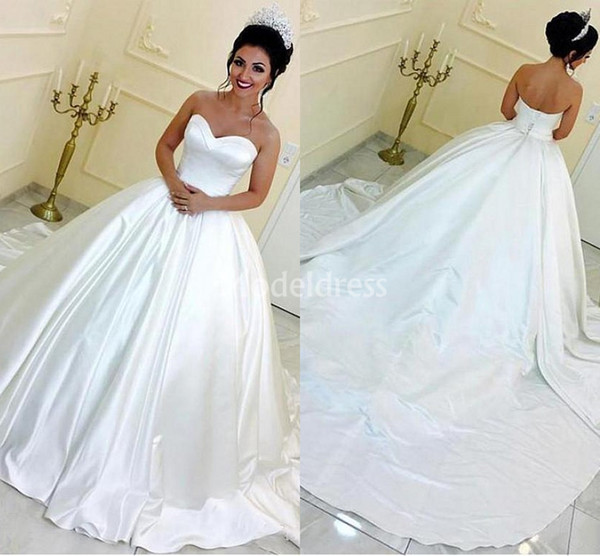 Arabric Wedding Dresses Ball Gown Sweetheart Backless Court Train Country Chapel Bridal Gowns Plus Size Simple Vestidoe De Noiva Custom