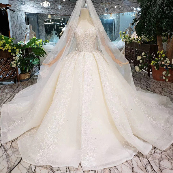 2022Latest Bohemian Wedding Dresses Tulle Short Sleeve Covered Button Illusion O Neck Sequins Crystal Applique Long Lace Veil Bridal Gowns