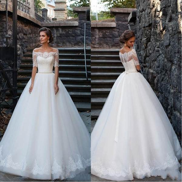 Vintage Ball Gown Wedding Dresses Vesitos De Novia Off Shoulders Half Sleeves Plus Size Long Bridal Gowns with Buttons BA3887