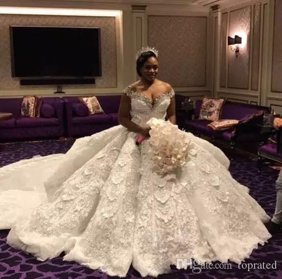 Glamorous African Plus Size Court Train Ball Gown Wedding Dresses Off-Shoulder Bead Collar Tulle Tiered Skirts Applique Bridal Gown