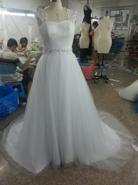 Capped Beaded Ball Gown Wedding Dress New Backless Bridal Gowns With Court Train Real Pictures