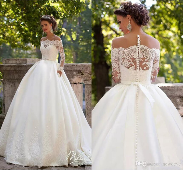 Elegant Satin Wedding Dresses Sheer Neckline Appliques Sweep Train Satin Vintage Country Bridal Gowns Long Sleeves Ball Gown Wedding Dress