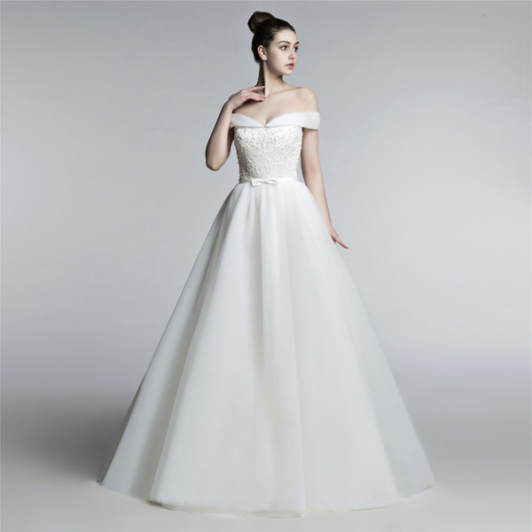 Off the Shoulder Ball Gown Wedding Dresses New Arrival Pleats Tulle Floral Applique with beading Bridal Gowns Plus Size