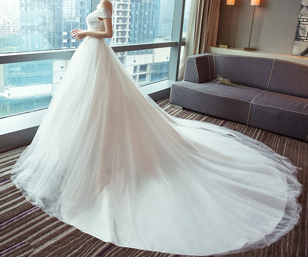 Off the Shoulder Ball Gown Wedding Dress Court Train Long Bridal Gowns Pleats Tulle New Arrival