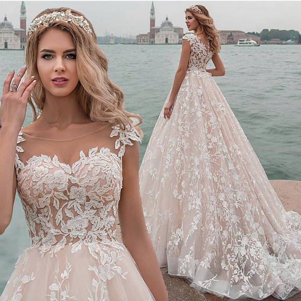 Cap Sleeve 3D Applique Wedding Dresses Bridal Gown Lace Applique Champagne Elegant Bridal Dress Vestido De Noiva