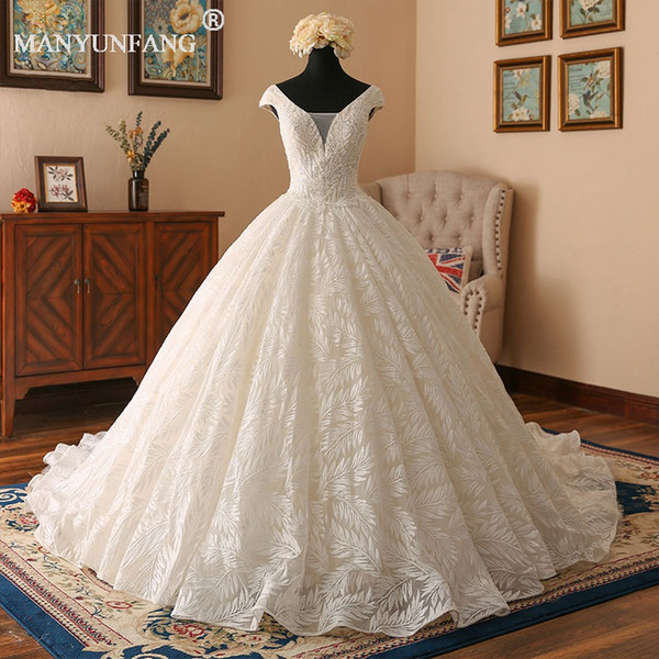 Ball Gown Wedding Dresses Modest Plus Size Capped Sleeves Bridal Gowns Cathedral Train Tulle Lace Cover Customer Made Wedding Dress