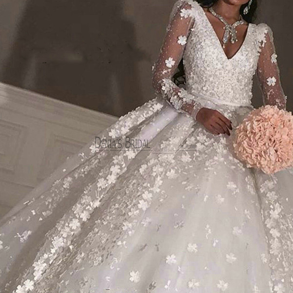 2017 Ball Gown Wedding Dresses Illusion V-Neck Long Sleeve Handmade Appliques White Tulle Floor Length Bridal Dresses