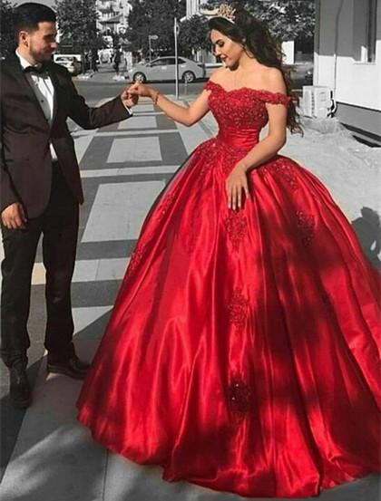 2017 Red Ball Gown Wedding Dresses with Off-Shoulder Sleeveless Court Train Beaded Appliques Sexy Vestido de festa Bridal Gowns