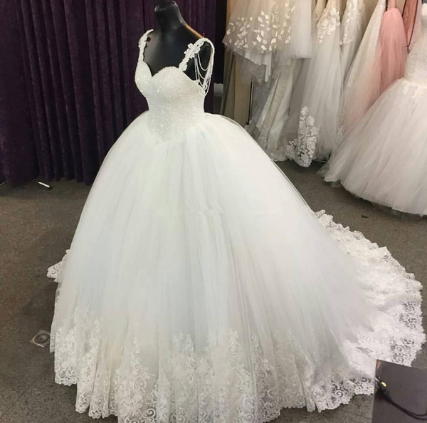 Luxury Beads Crystals Princess Wedding Dresses Hot Selling New Sweep Train Spaghetti Strap Ball Gown Lace Tulle Bridal Gowns W061