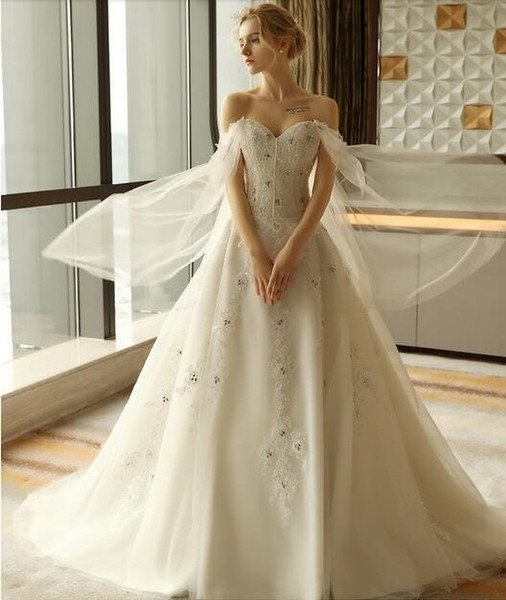 Fantastic Design Ball Gown Bridal Dress Tulle Cape Ivory Wedding Dress Robe De Mariage Wedding Gown Corset Back Wholesale Dress