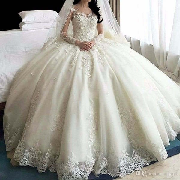 Hot Sale Dubai Crystal Flowers Ball Gown Wedding Dresses 2017 Long Sleeve Muslim Wedding Gowns Lace Appliques Bridal Dress