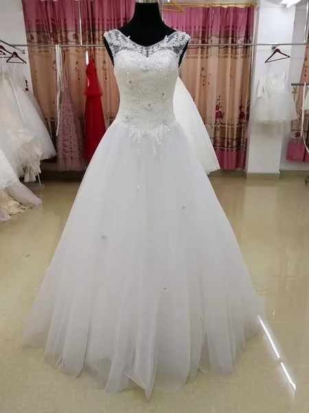 2017 Actual Pictures Bridal Gown V Neck Applique with Beadings 3D Flower Princess Wedding Dresses Floor Length Tulle Vestido de Novia